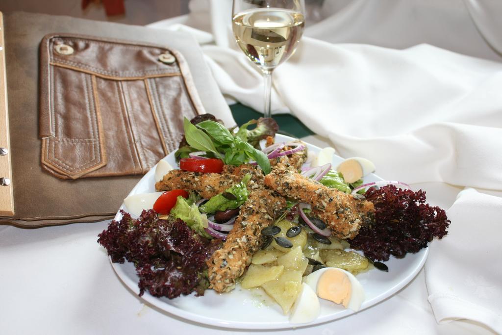 Gasthaus - Gaestehaus Schusterbauer Rein 외부 사진