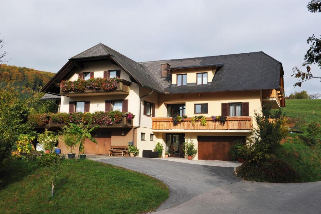 Gasthaus - Gaestehaus Schusterbauer Rein 외부 사진